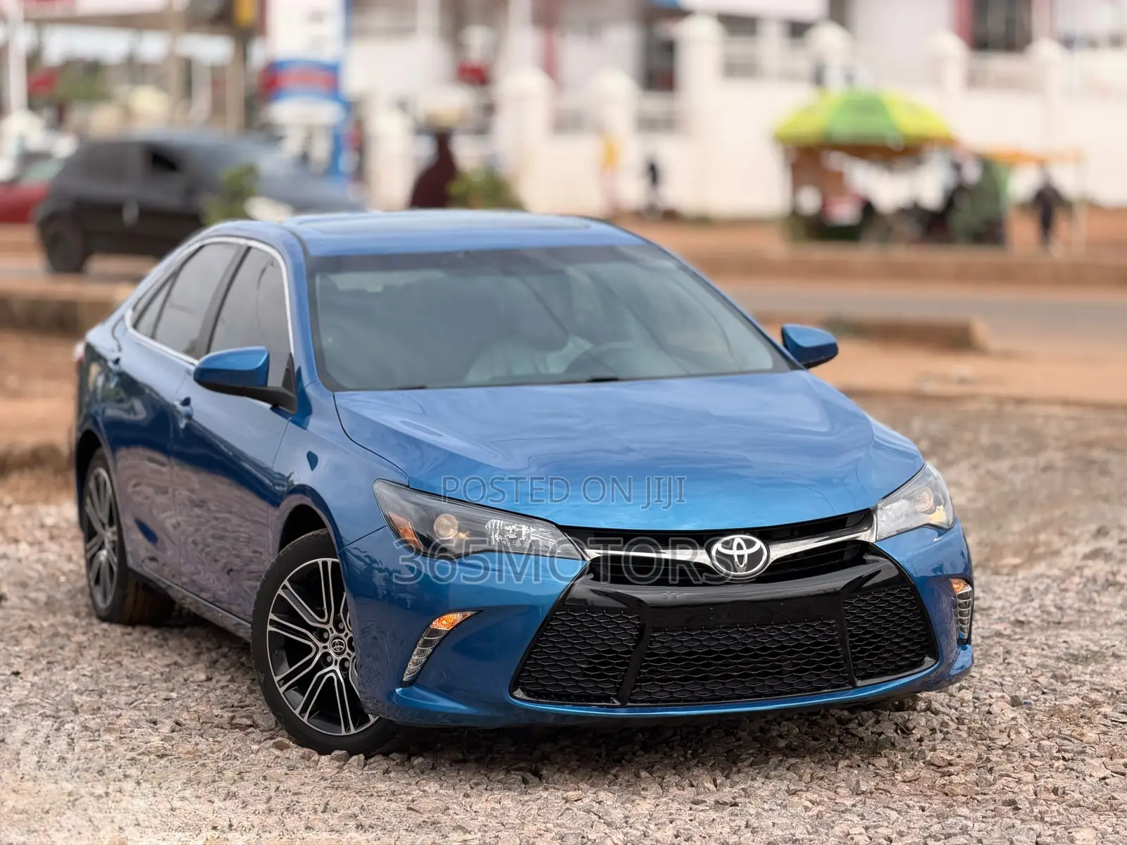 Toyota Camry 2016 Blue