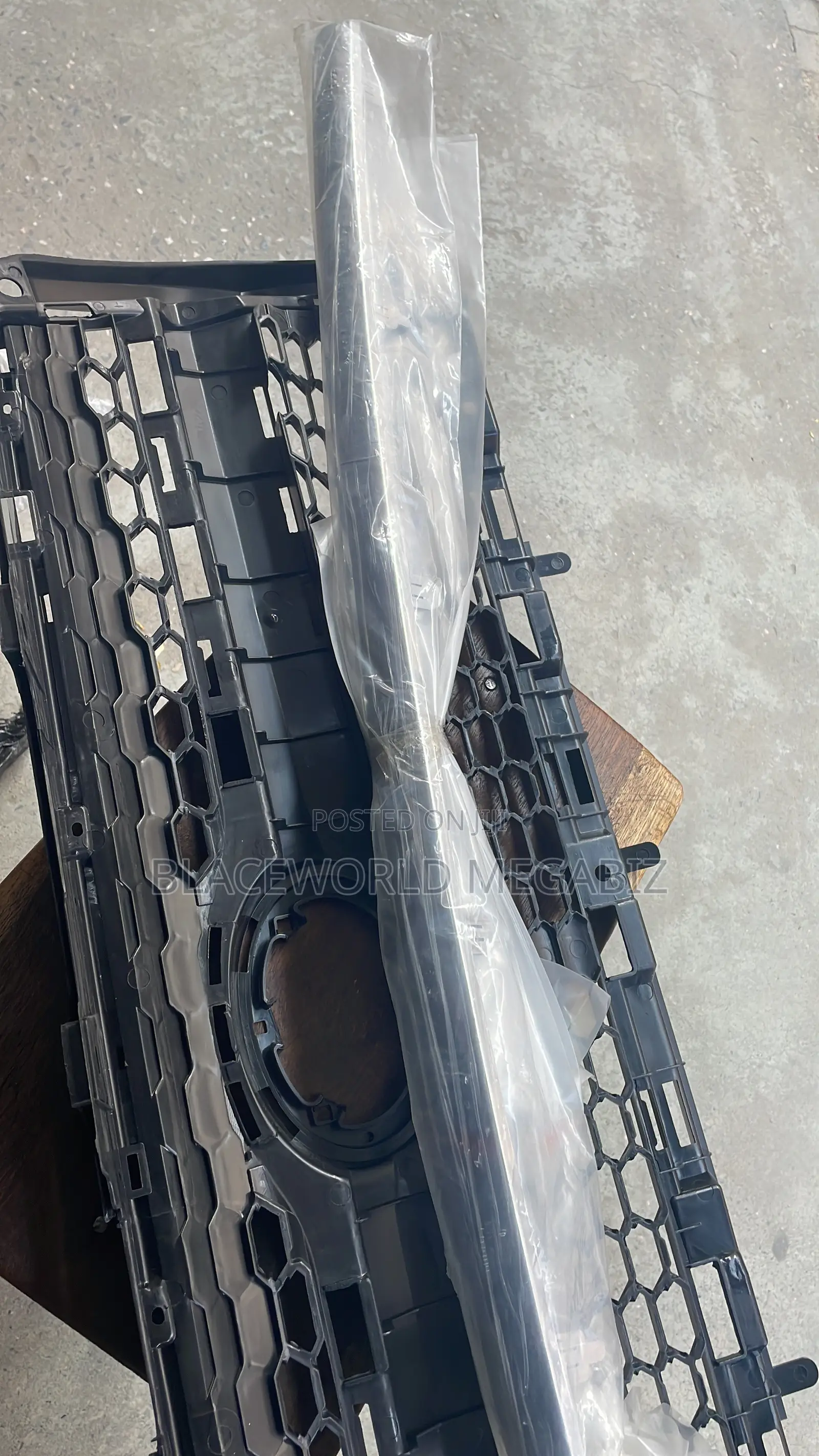 Front Grille Toyota Rav4 2012