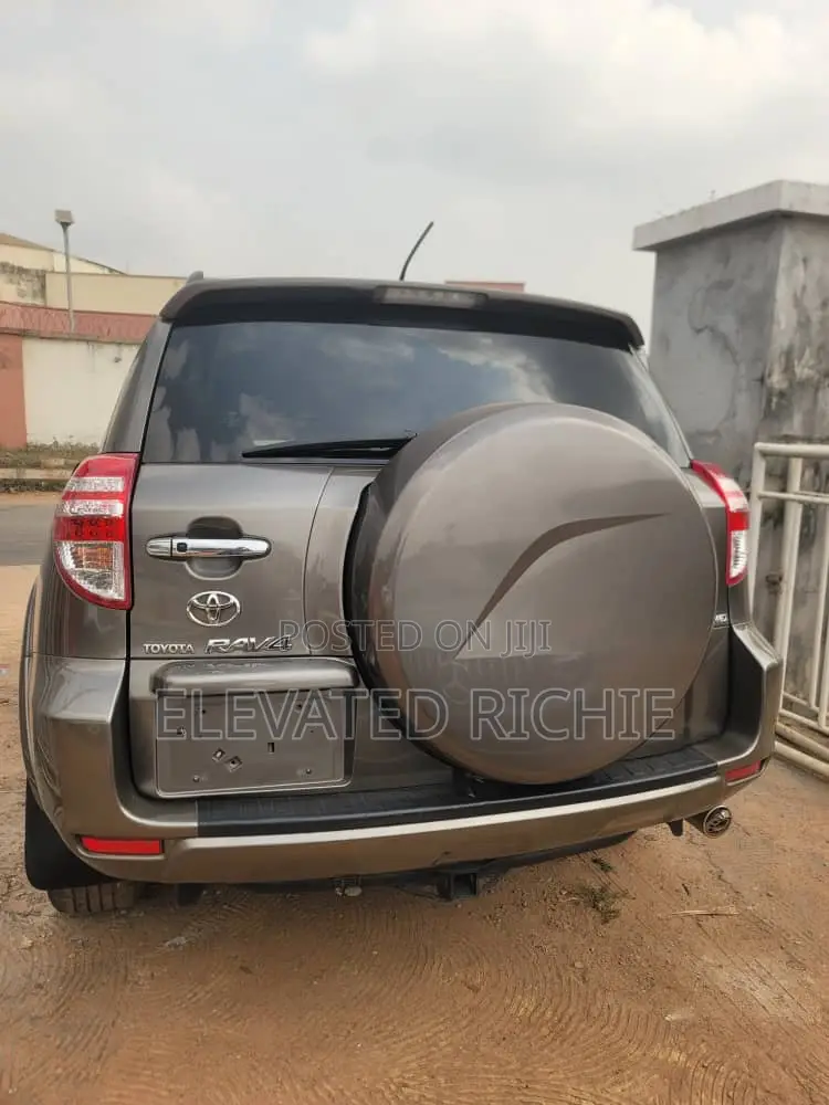 Toyota RAV4 2.5 Limited 2012 Brown