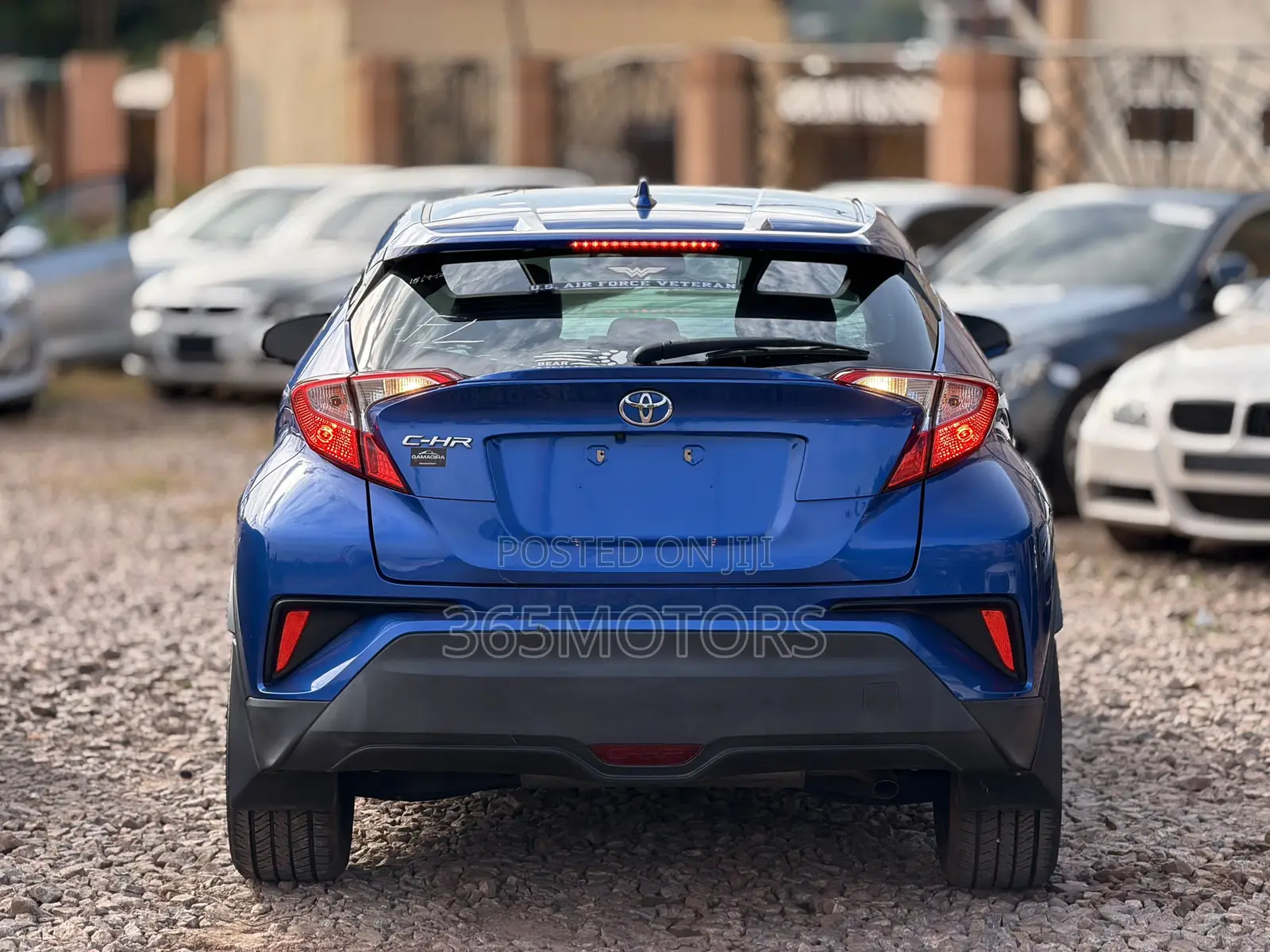 Toyota C-HR XLE Prermium FWD (2.0L 4cyl 2AM) 2018 Blue
