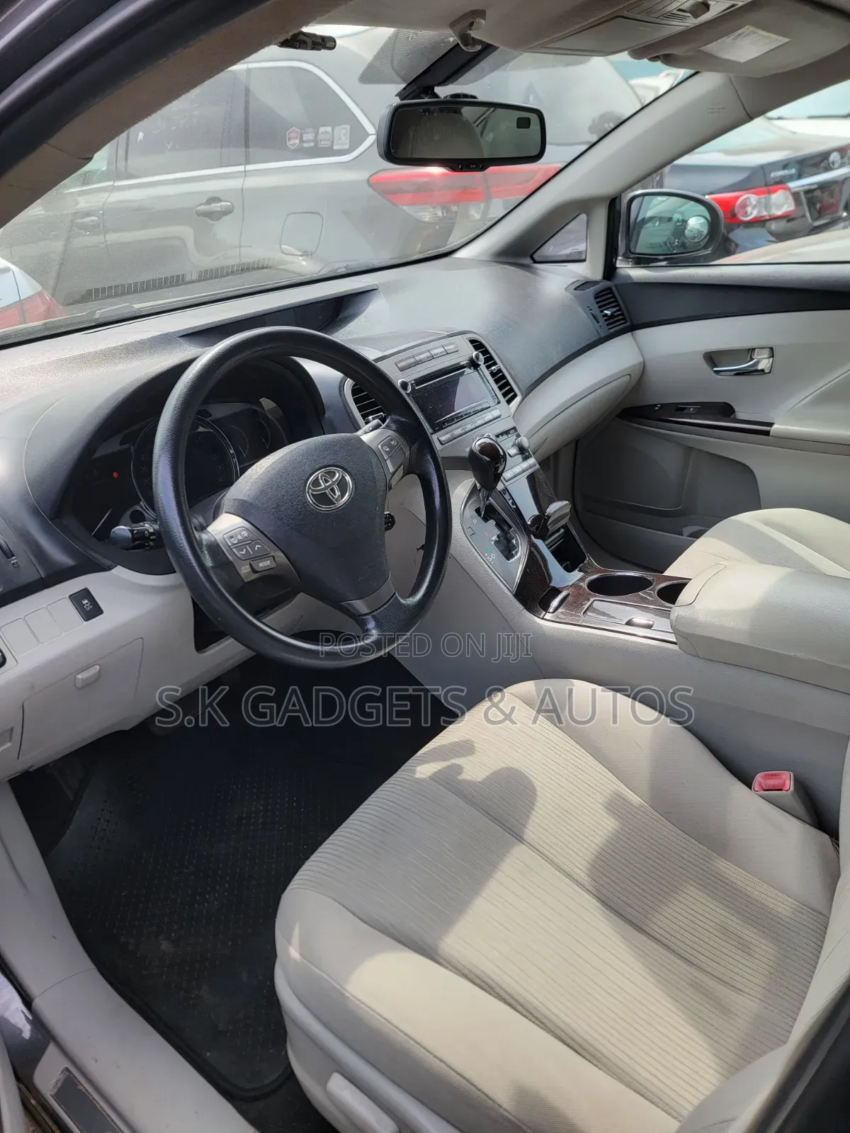 Toyota Venza 2010 Gray