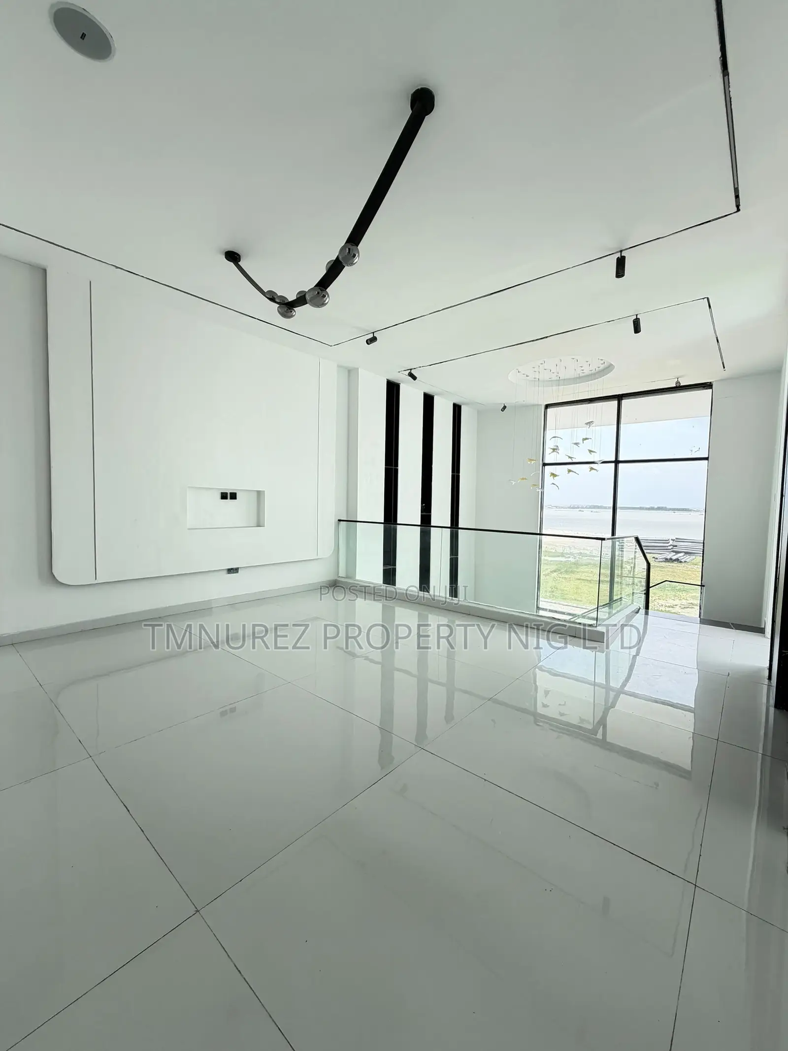 5bdrm Duplex in Lekki for sale