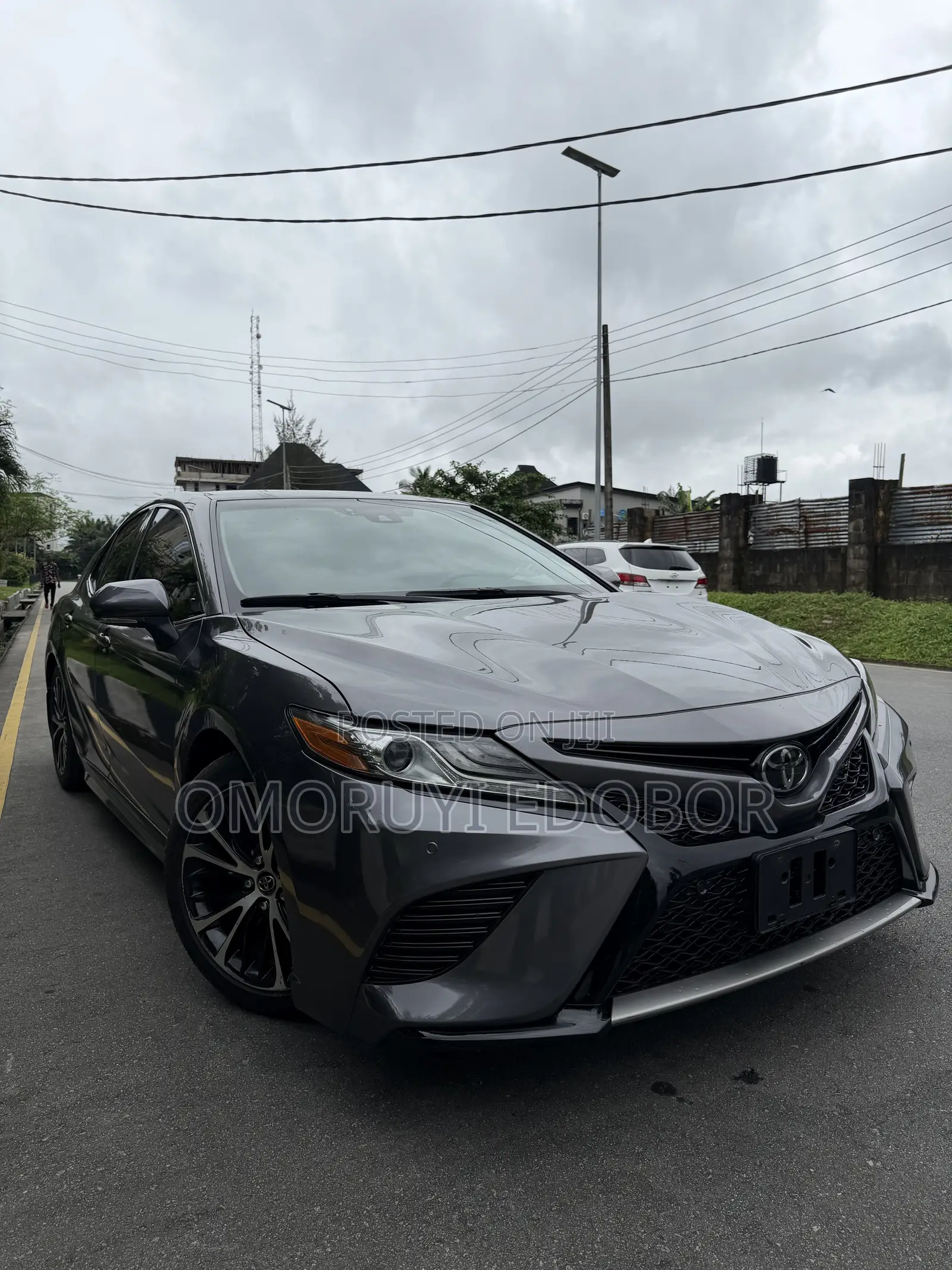 Toyota Camry XSE FWD (2.5L 4cyl 8AM) 2018 Gray