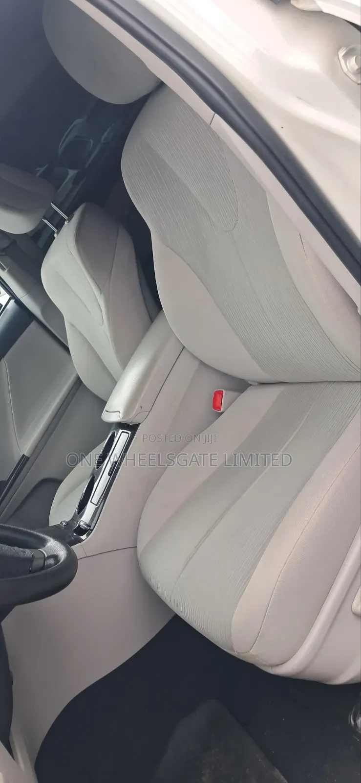Toyota Venza 2012 White
