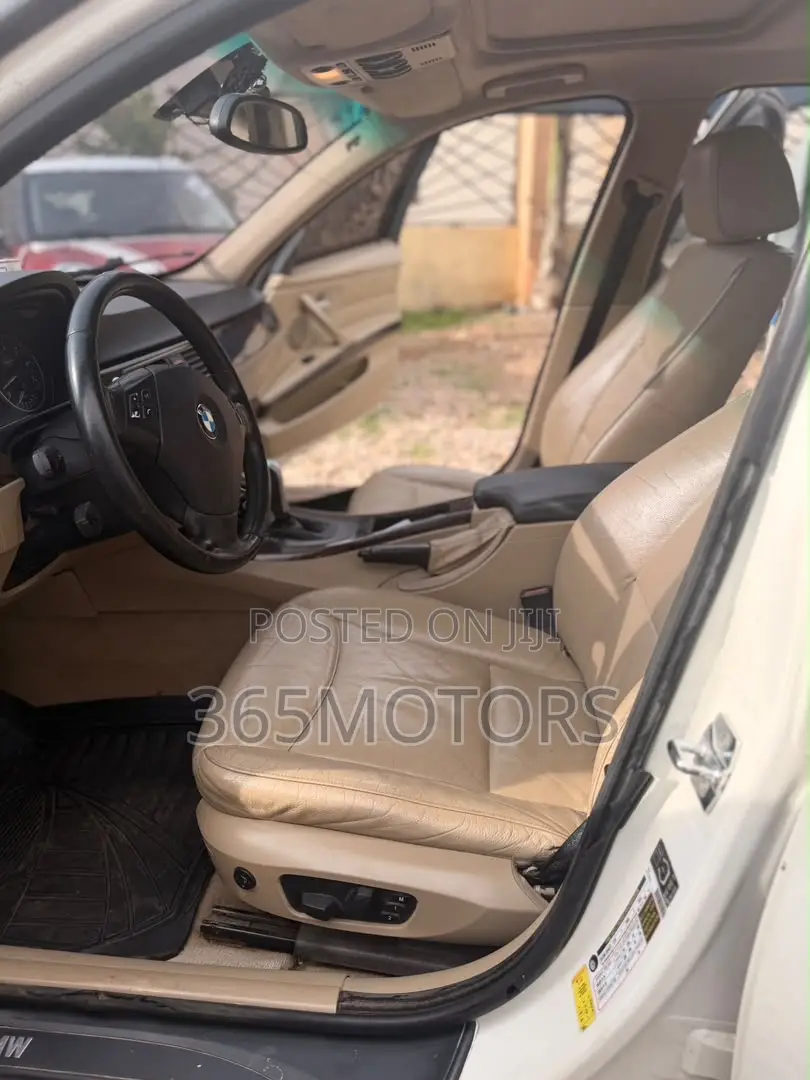 BMW 325i 2007 White