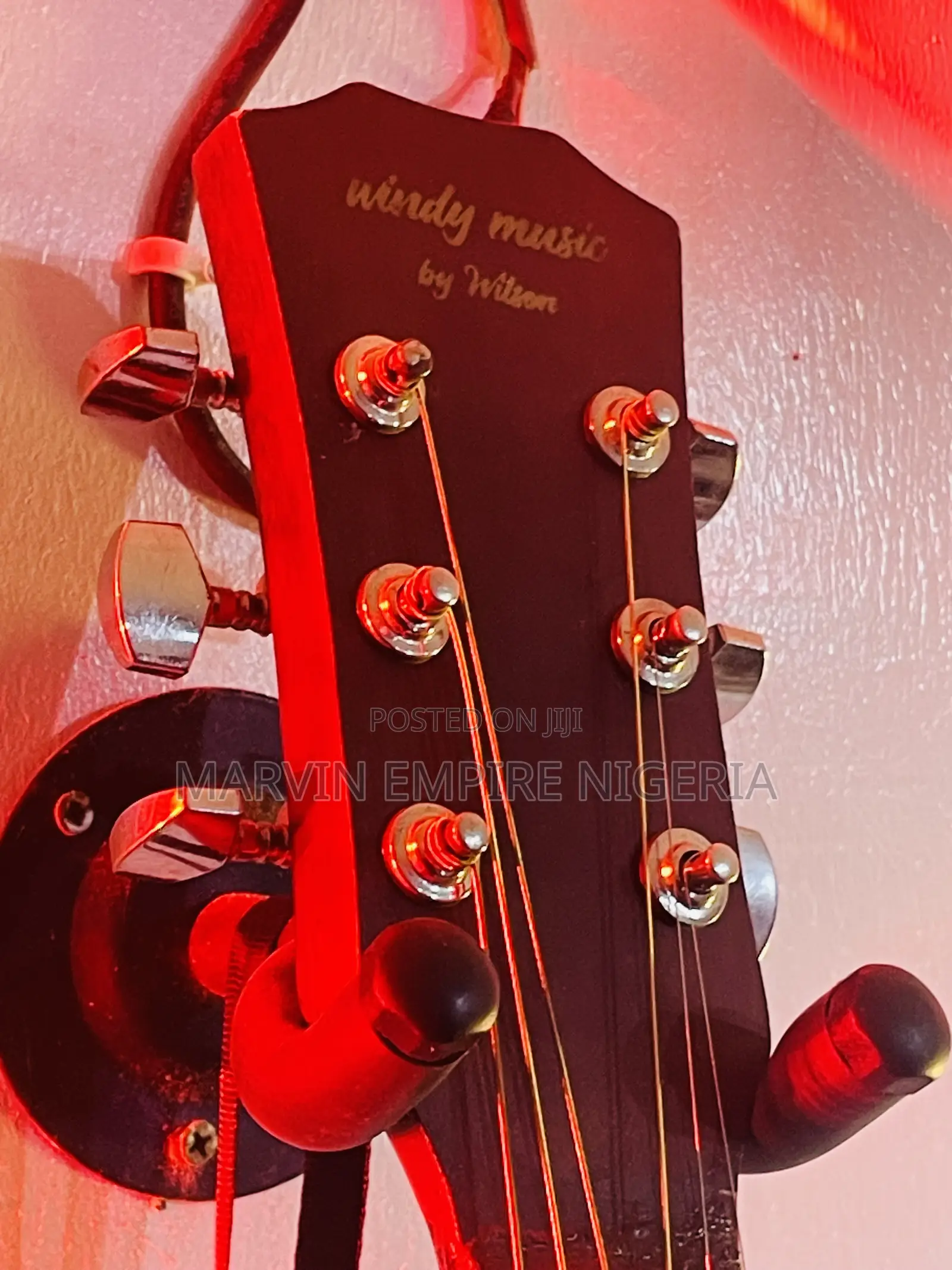 Windy Music Acoustic Guitar Big 41 Inches With Bag