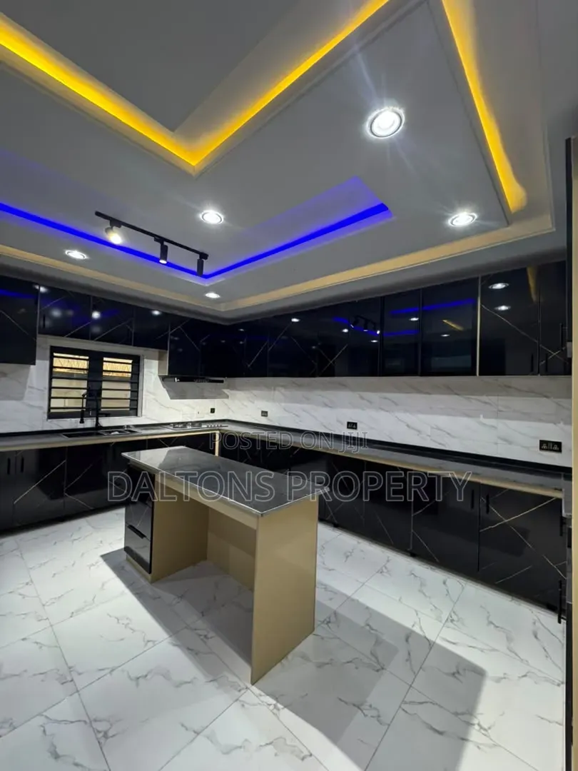 4bdrm Duplex in Best View, Sabon Lugbe for sale
