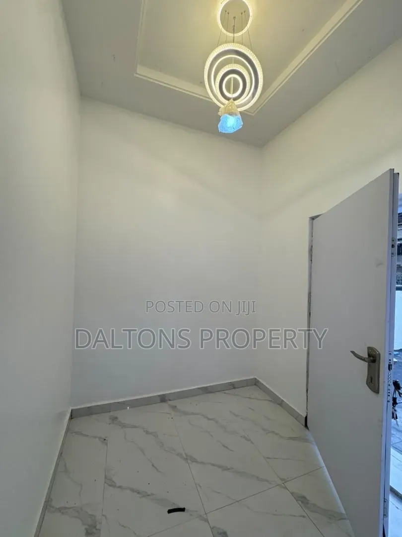 4bdrm Duplex in Best View, Sabon Lugbe for sale