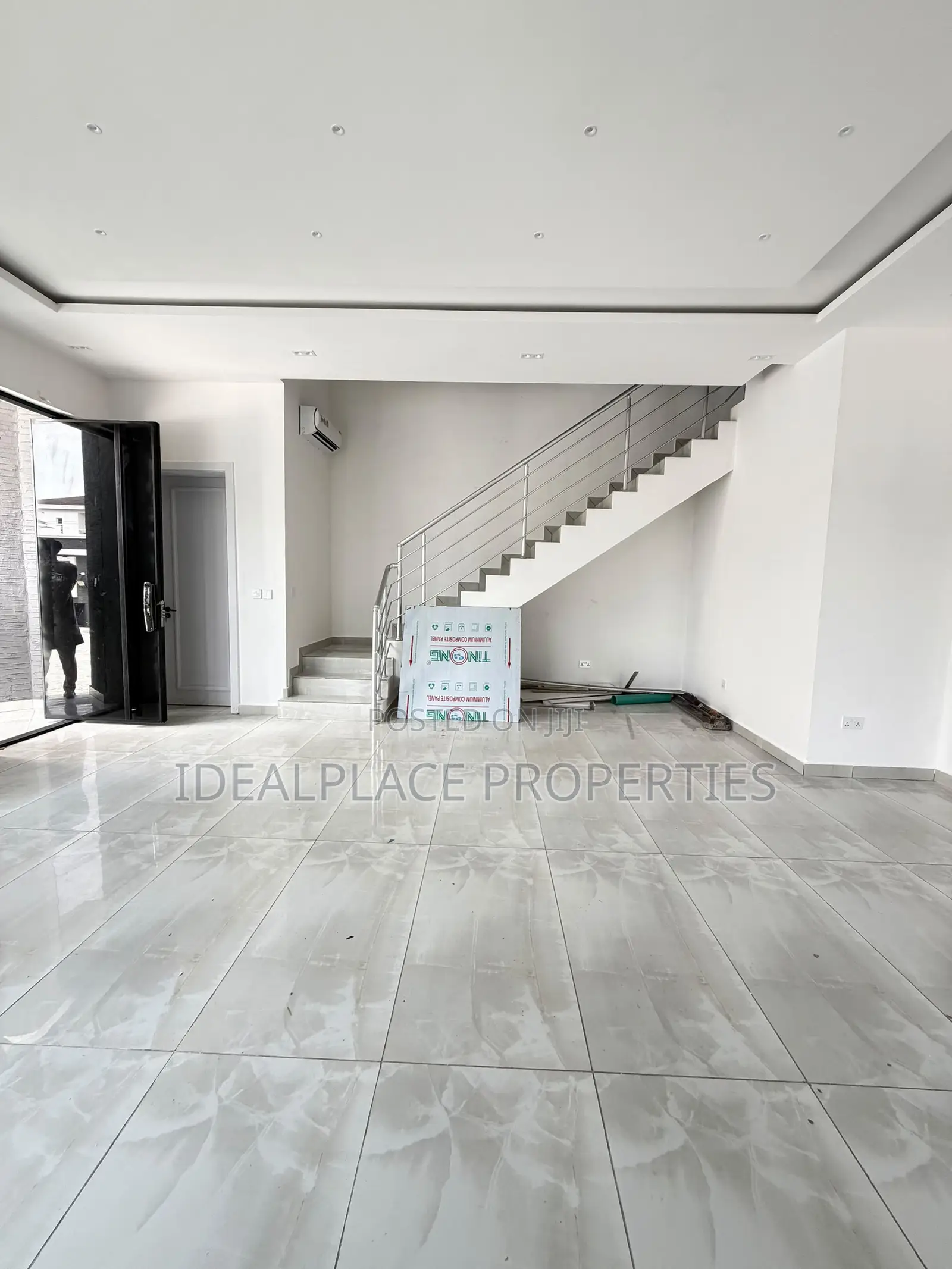 4bdrm Townhouse/Terrace in Victoria Island for sale