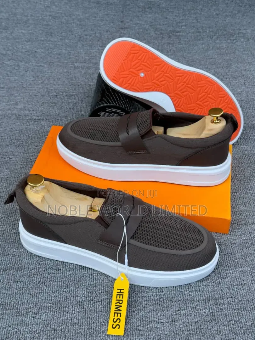 Hermes Solid Loafers /Shoes CKA 8n
