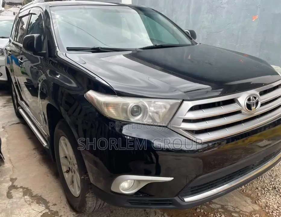 Toyota Highlander 2012 Black