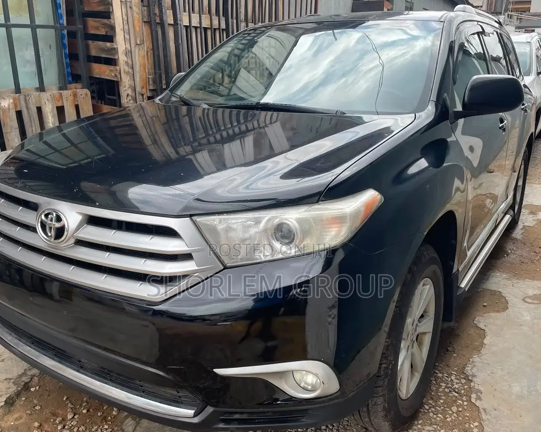 Toyota Highlander 2012 Black