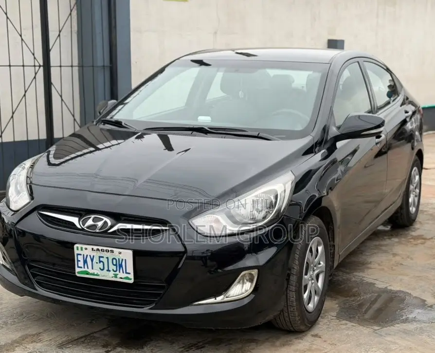 Hyundai Santa Fe 2010 Black