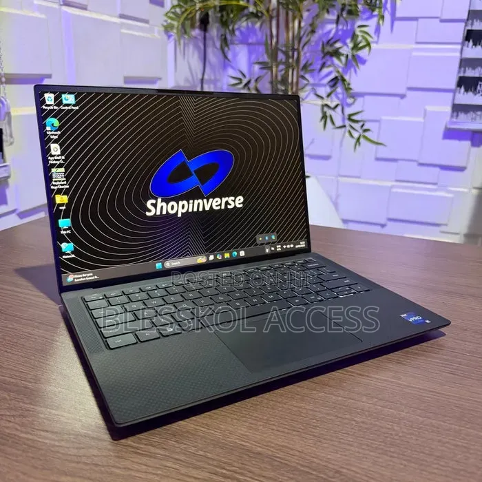 Laptop Dell Precision 5470 32GB Intel Core i9 SSD 512GB