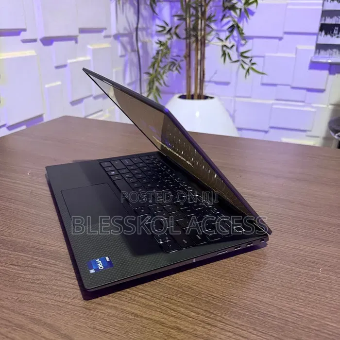 Laptop Dell Precision 5470 32GB Intel Core i9 SSD 512GB