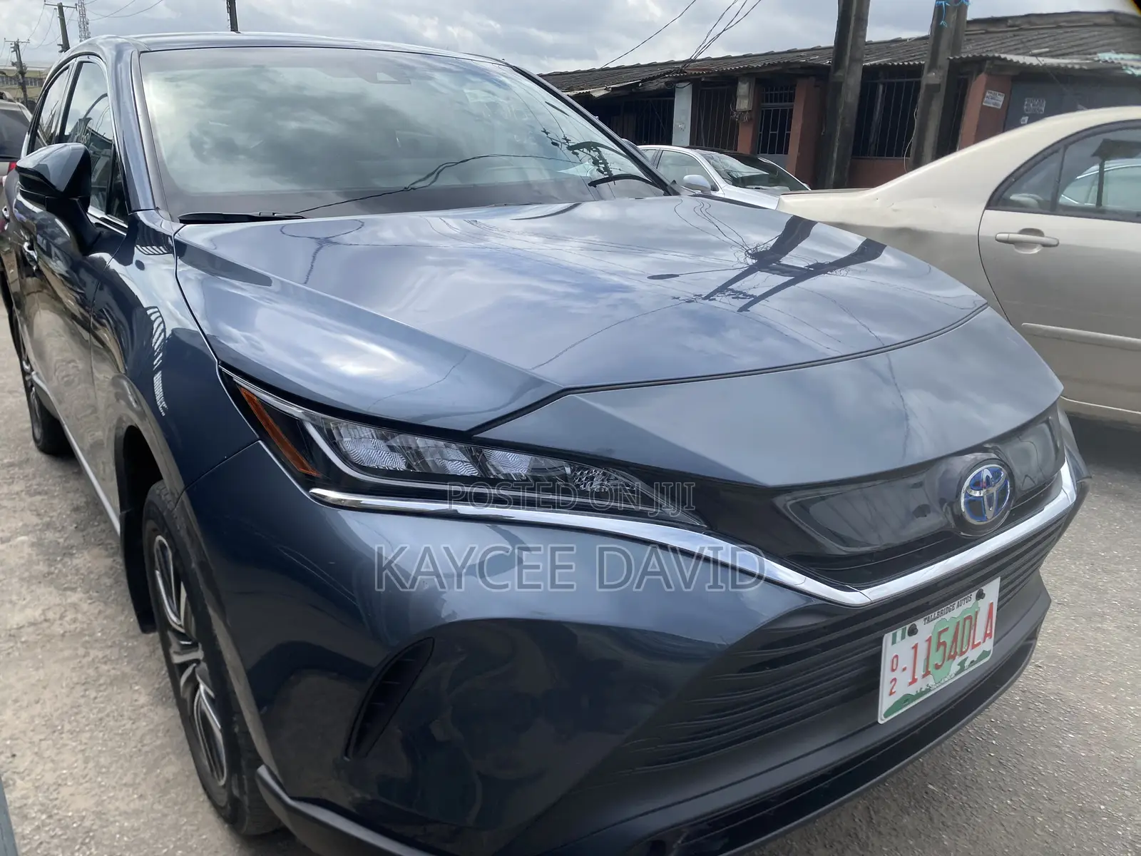 Toyota Venza XLE AWD 2023 Blue