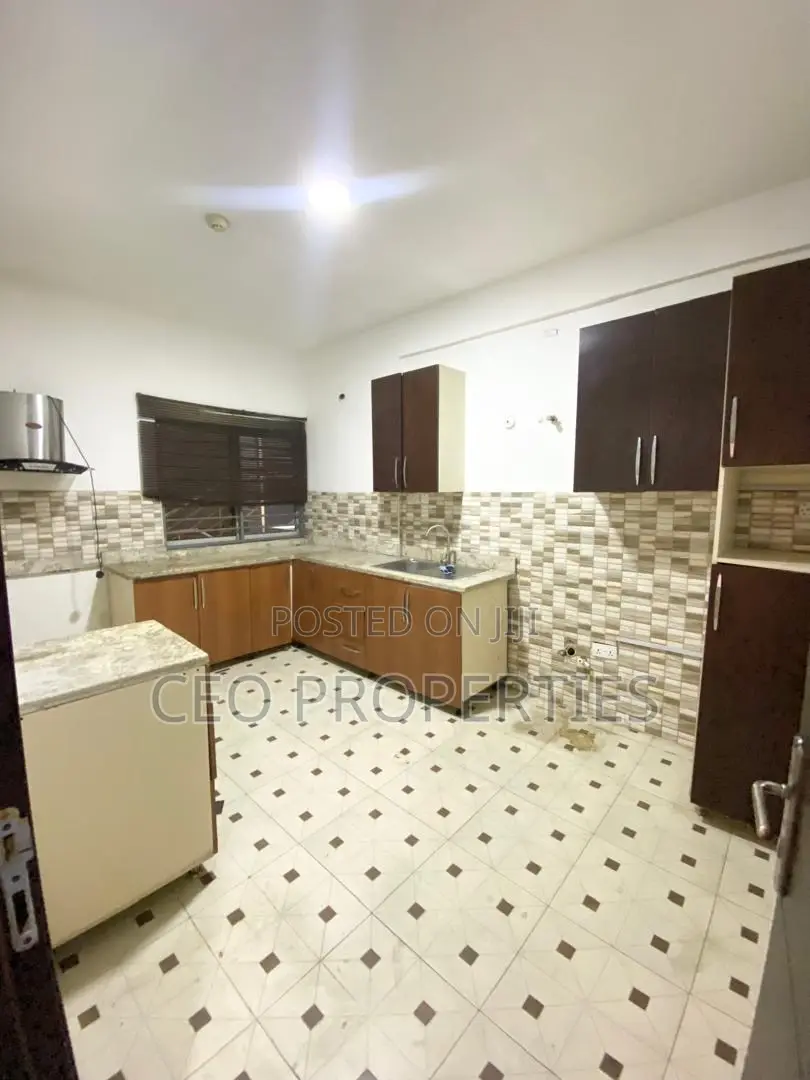 2bdrm Block of Flats in Lekki-Marwa for rent