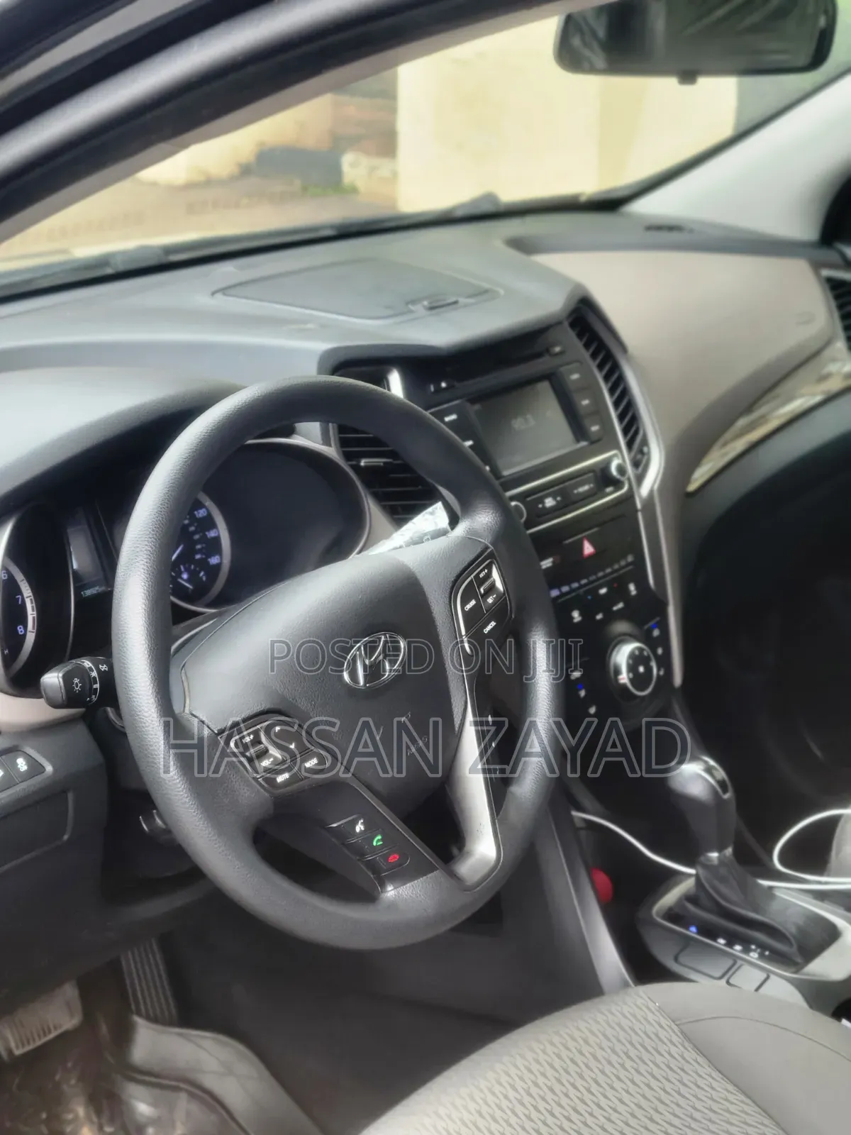 Hyundai Santa Fe 2015 Black