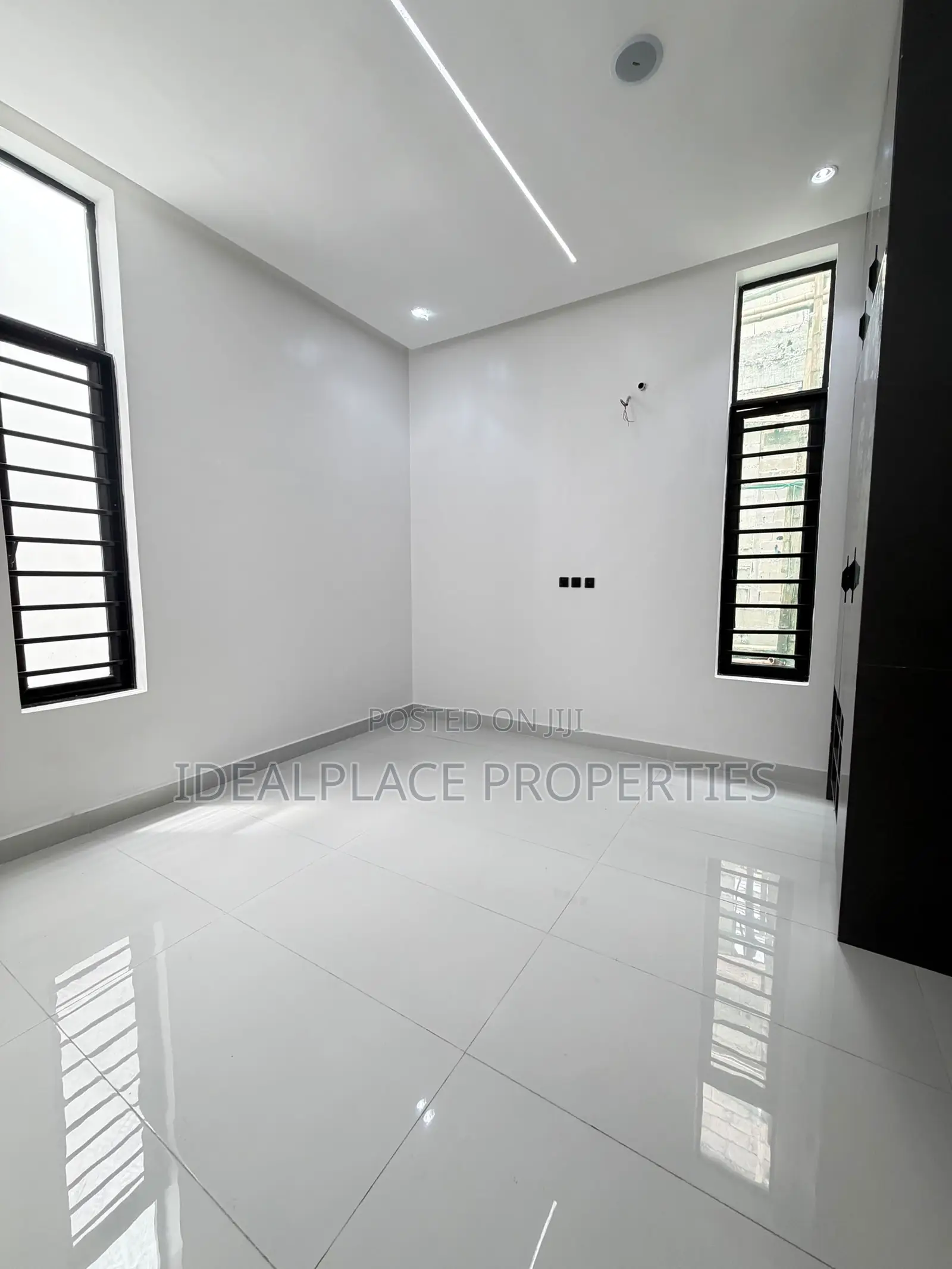 4bdrm Duplex in Lekki for sale