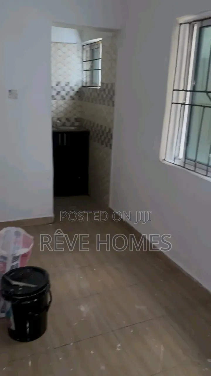 Studio Apartment in Abule-Ijesha for rent