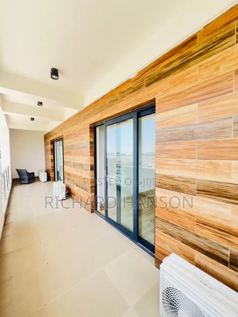 5bdrm Mansion in Banana Island for sale