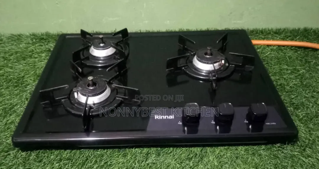 Korean Neatly Used 3 Burners Table Gas Cooker, Auto Ignition.