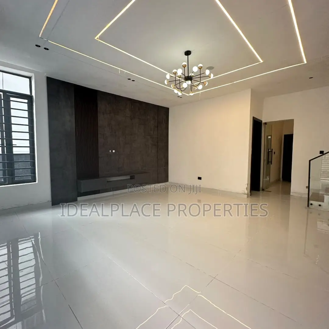 4bdrm Duplex in Ajah for sale