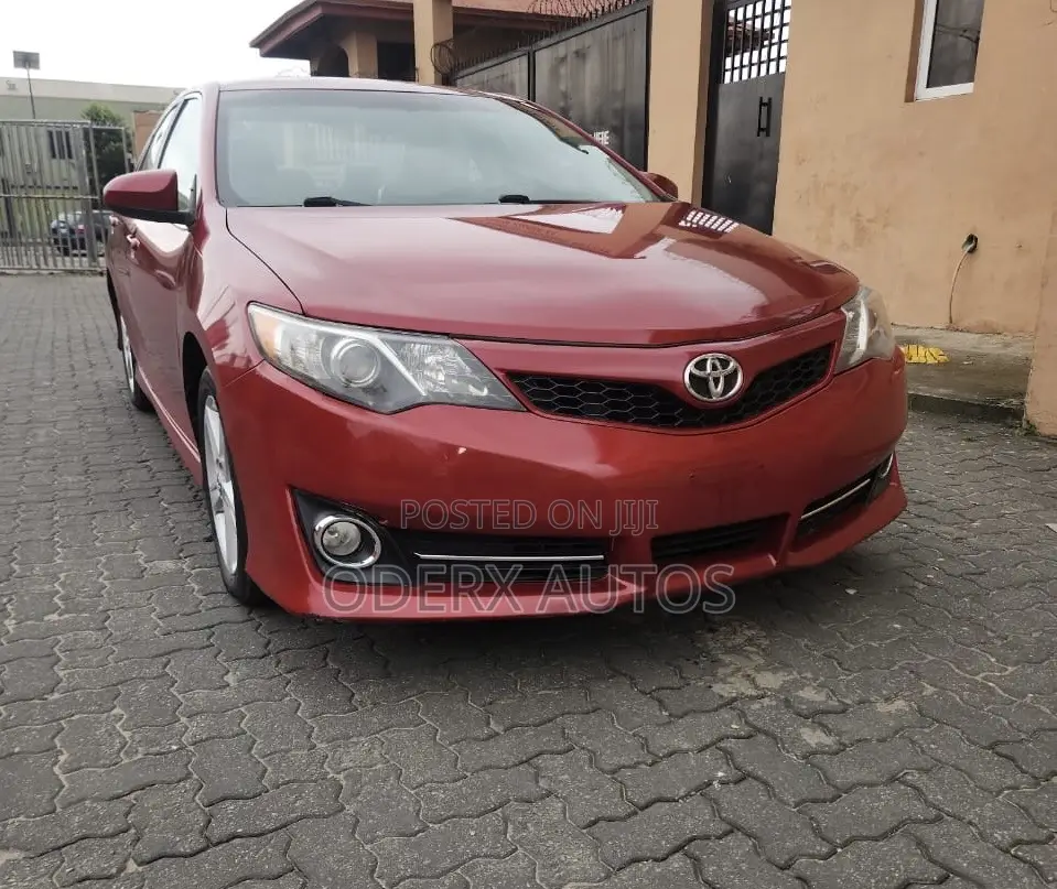 Toyota Camry SE Sport 4dr Sedan (2.5L 4cyl 6A) 2014 Red