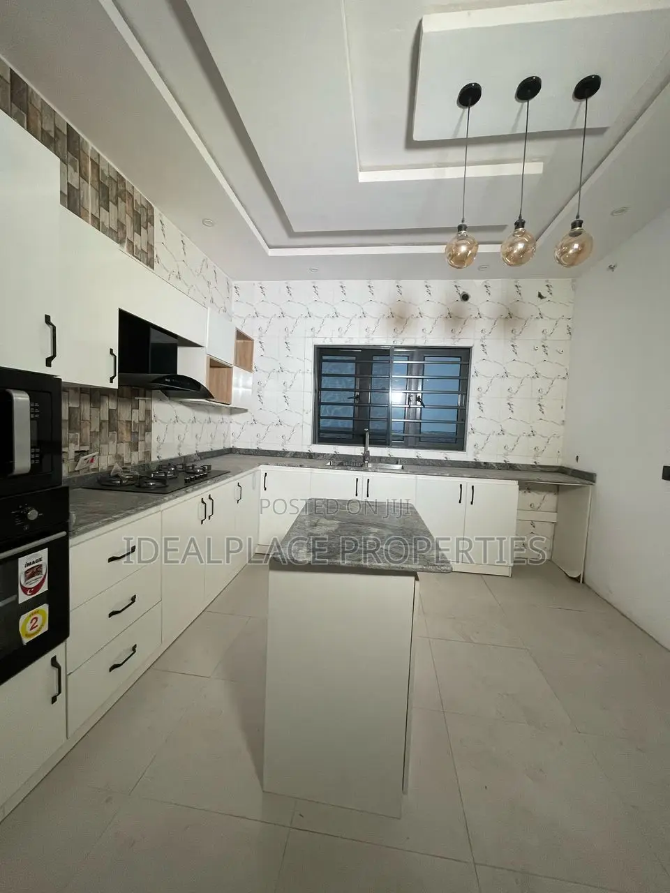 4bdrm Duplex in Sangotedo for sale