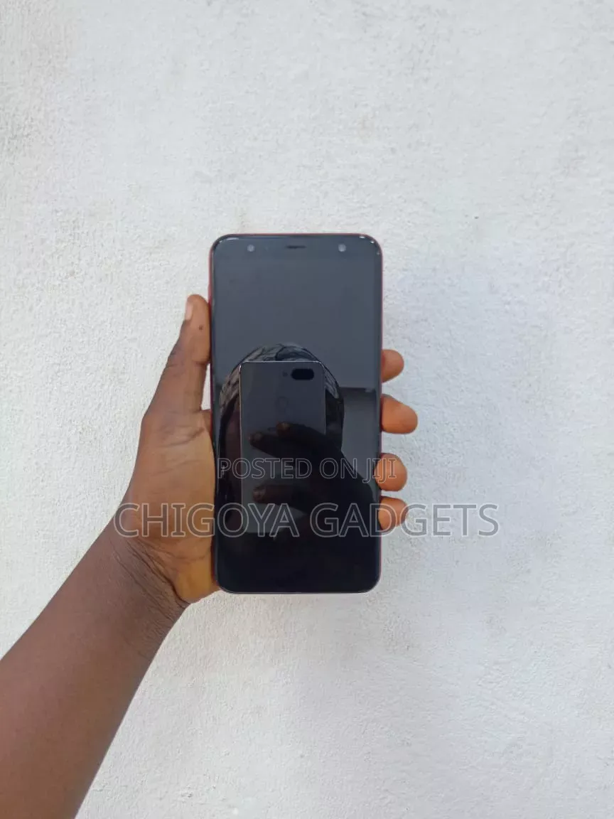 Samsung Galaxy J6 Plus 32 GB Red