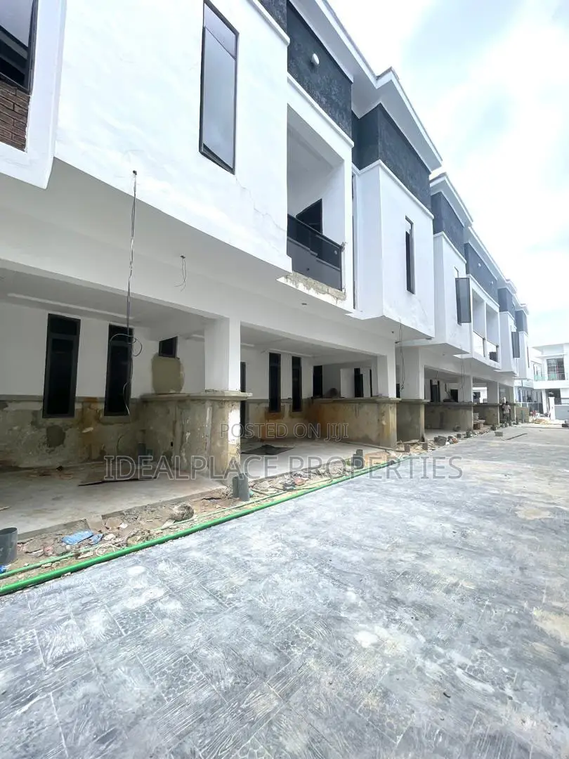 3bdrm Townhouse/Terrace in VGC / Ajah for sale