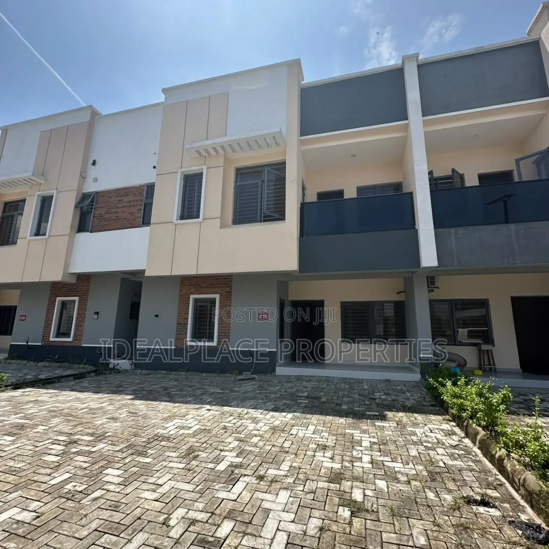 4bdrm Townhouse/Terrace in VGC / Ajah for sale