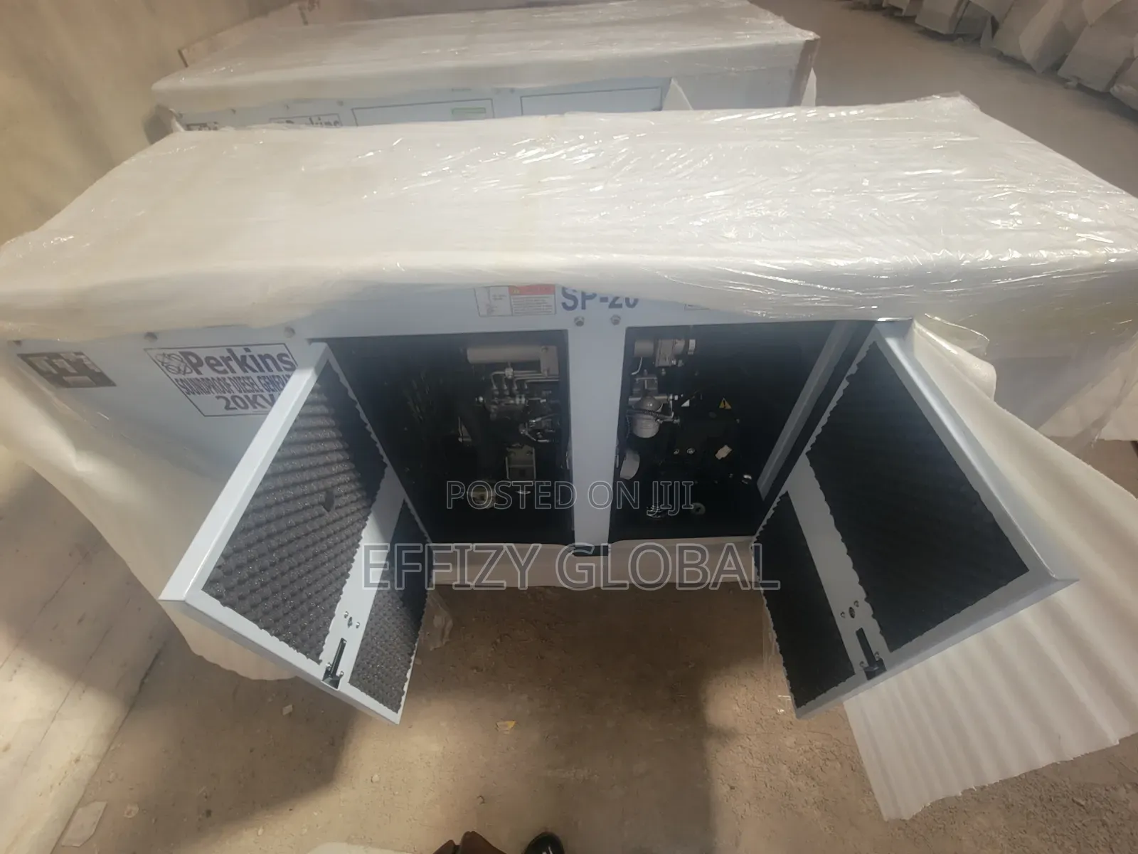 20kva Perkins England Soundproof Diesel Generator 100%pure Copper Coil