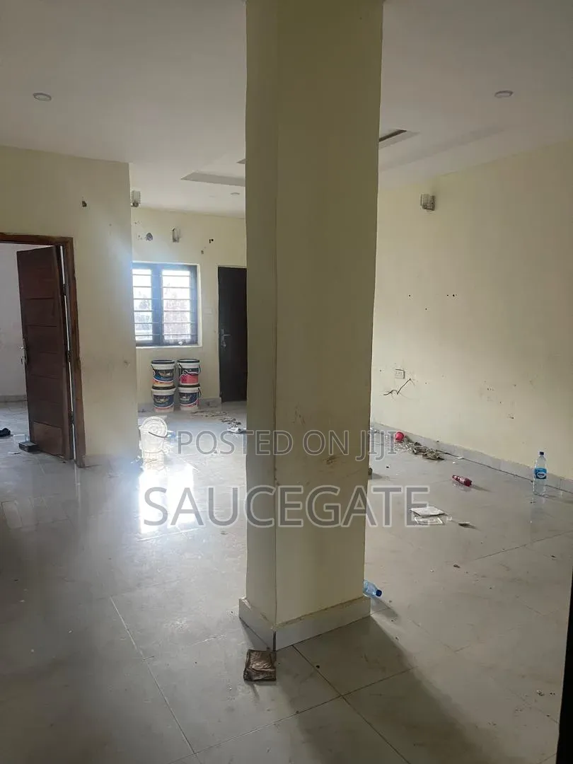 2bdrm Apartment in Newsite, Satellite Town for rent