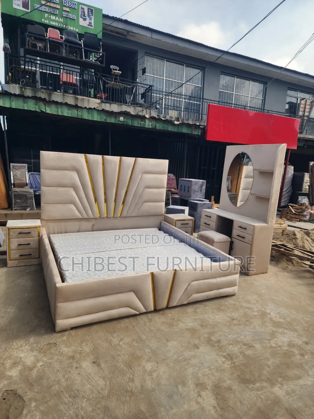 Luxury 5ft Tall Complete Set of 6by6 Bed.