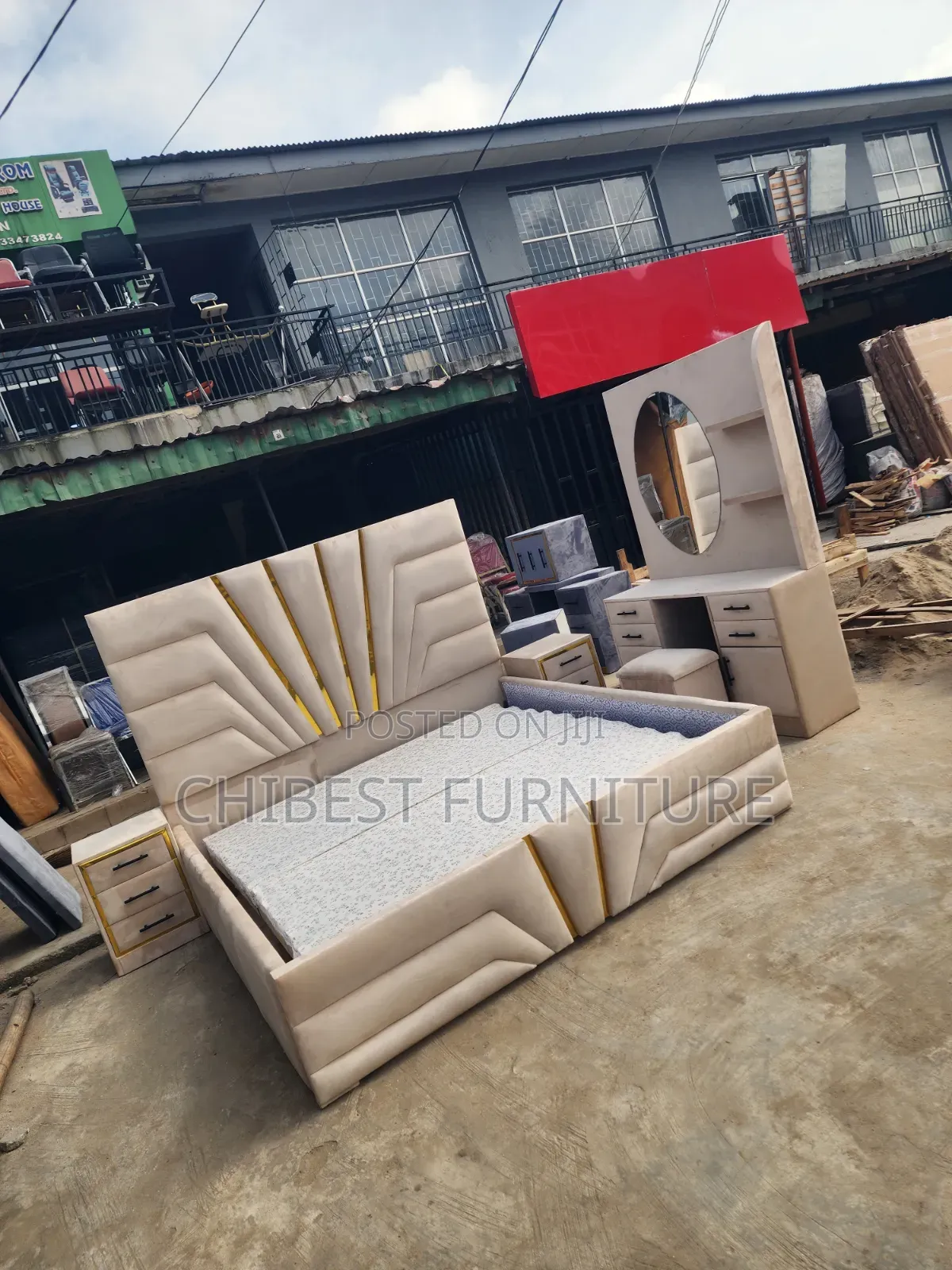 Luxury 6by6 Set of Cream Coloured Bed.