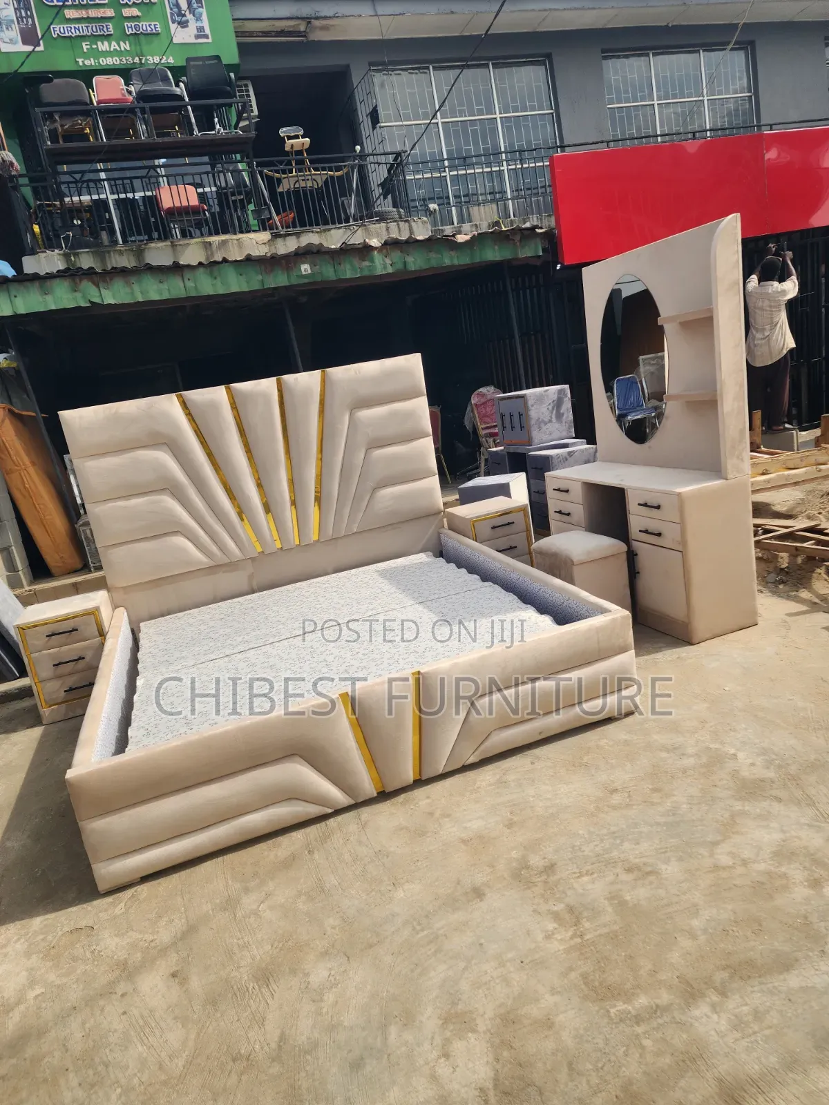 Executive Set of Bed Used in Homes and Hotels