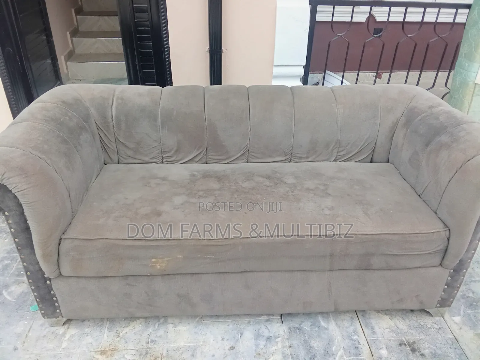 Professional Sofa Cleaning Services | Remove Stains, Dirt Odour