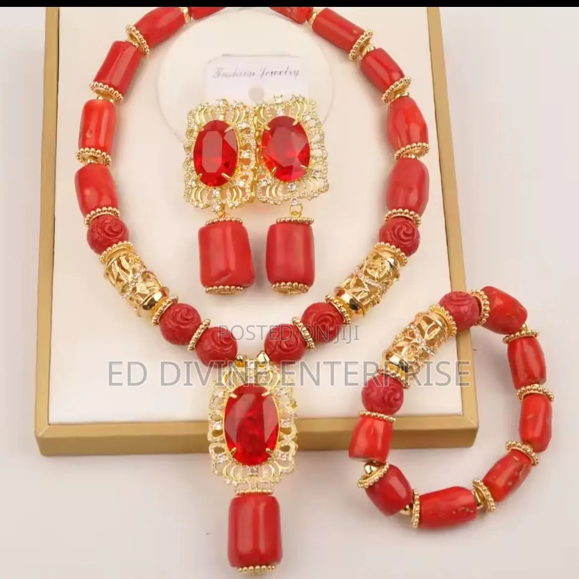 Women’s Traditional Neck Beads