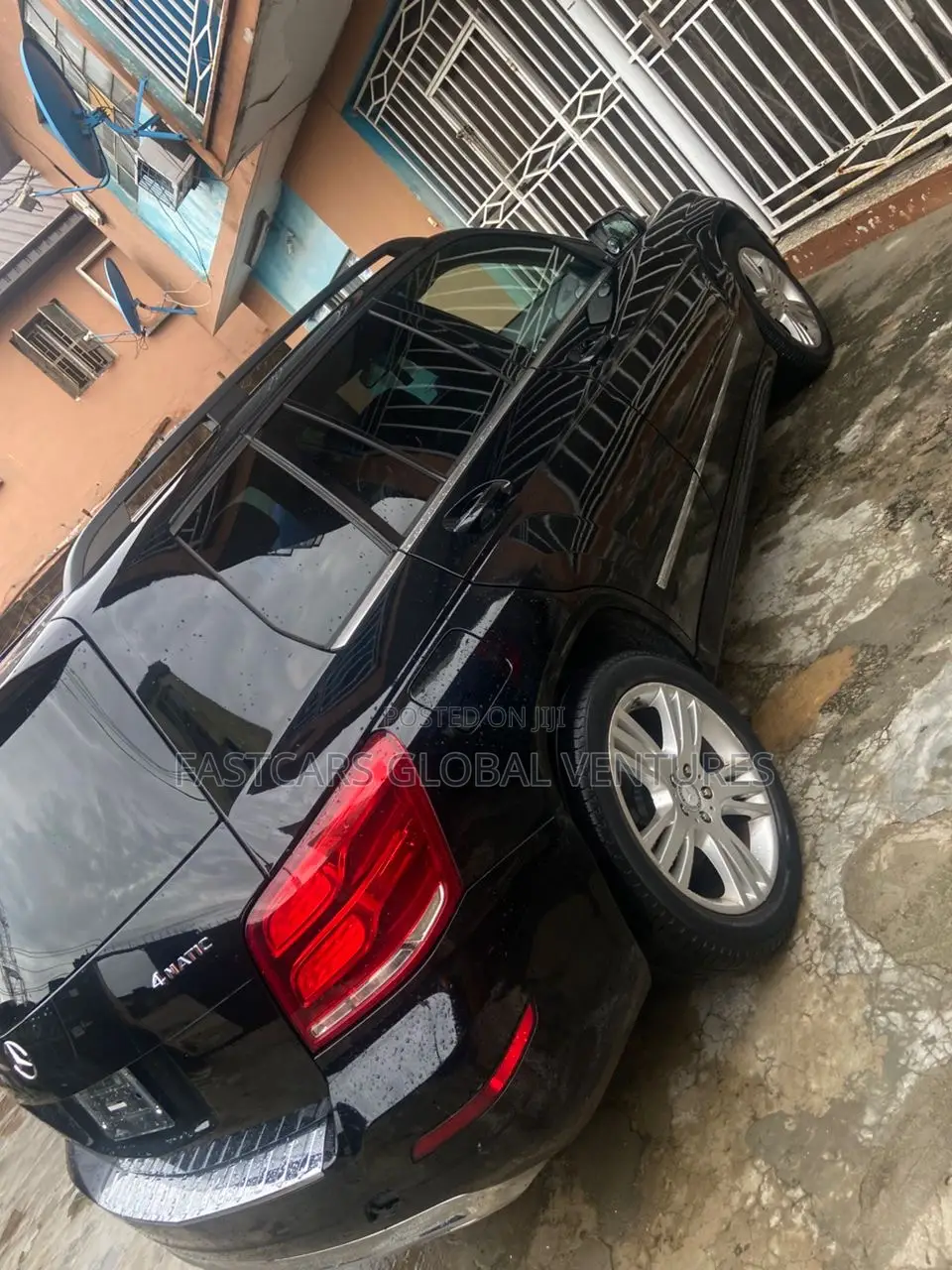 Mercedes-Benz GLK-Class Base GLK 350 4dr AWD 4MATIC (3.5L 6cyl 7A) 2015