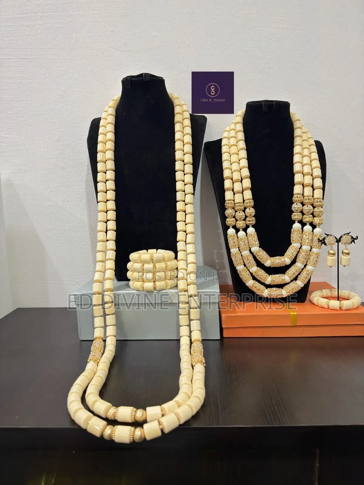 Traditional Couple Neckbeads