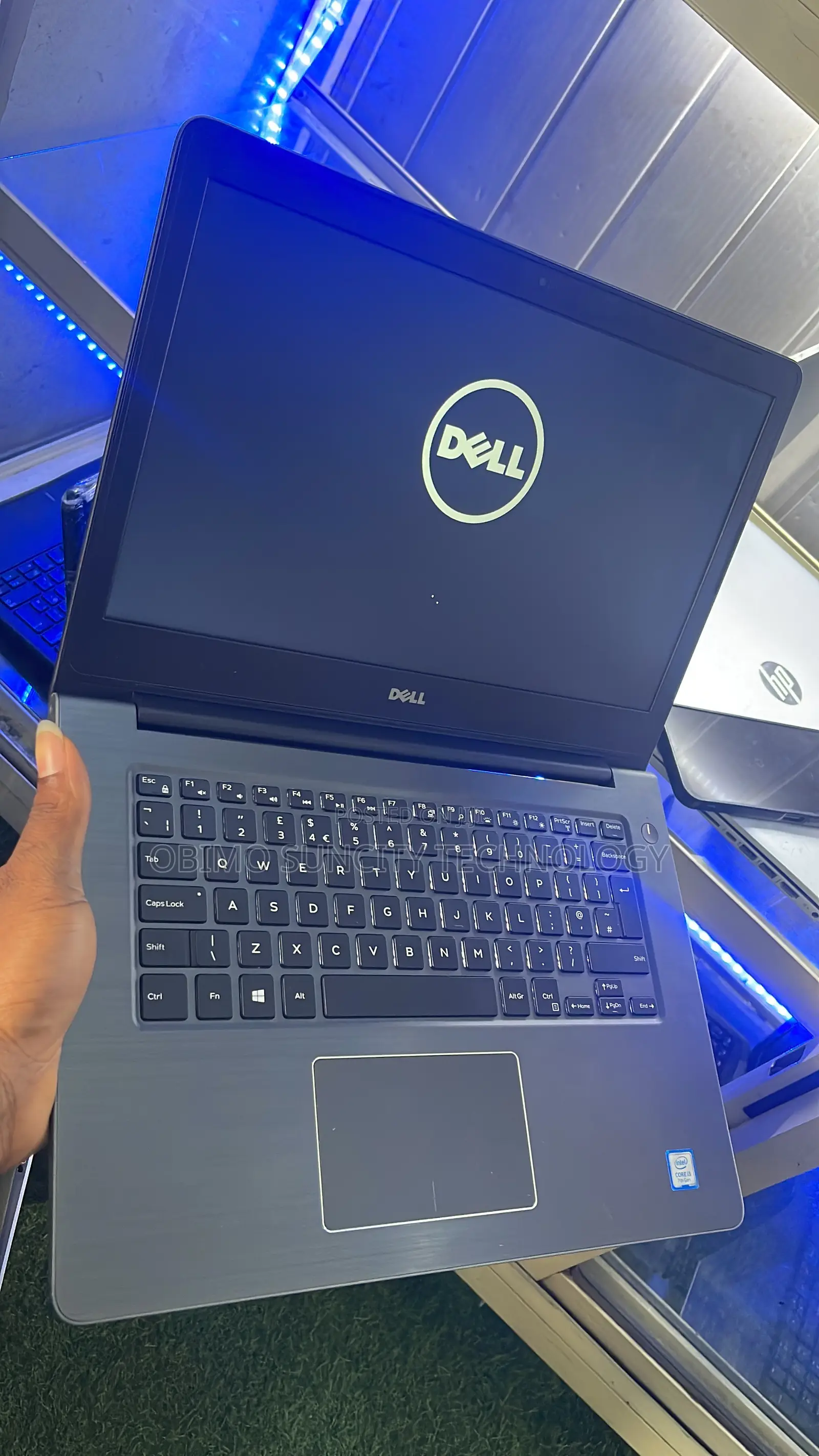 Laptop Dell Latitude 15 3580 8GB Intel Core Ultra 7 SSHD (Hybrid) 500GB