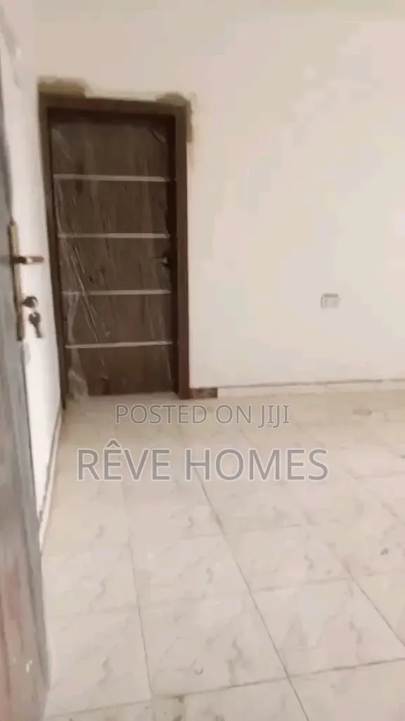2bdrm Block of Flats in Shomolu / Shomolu for rent