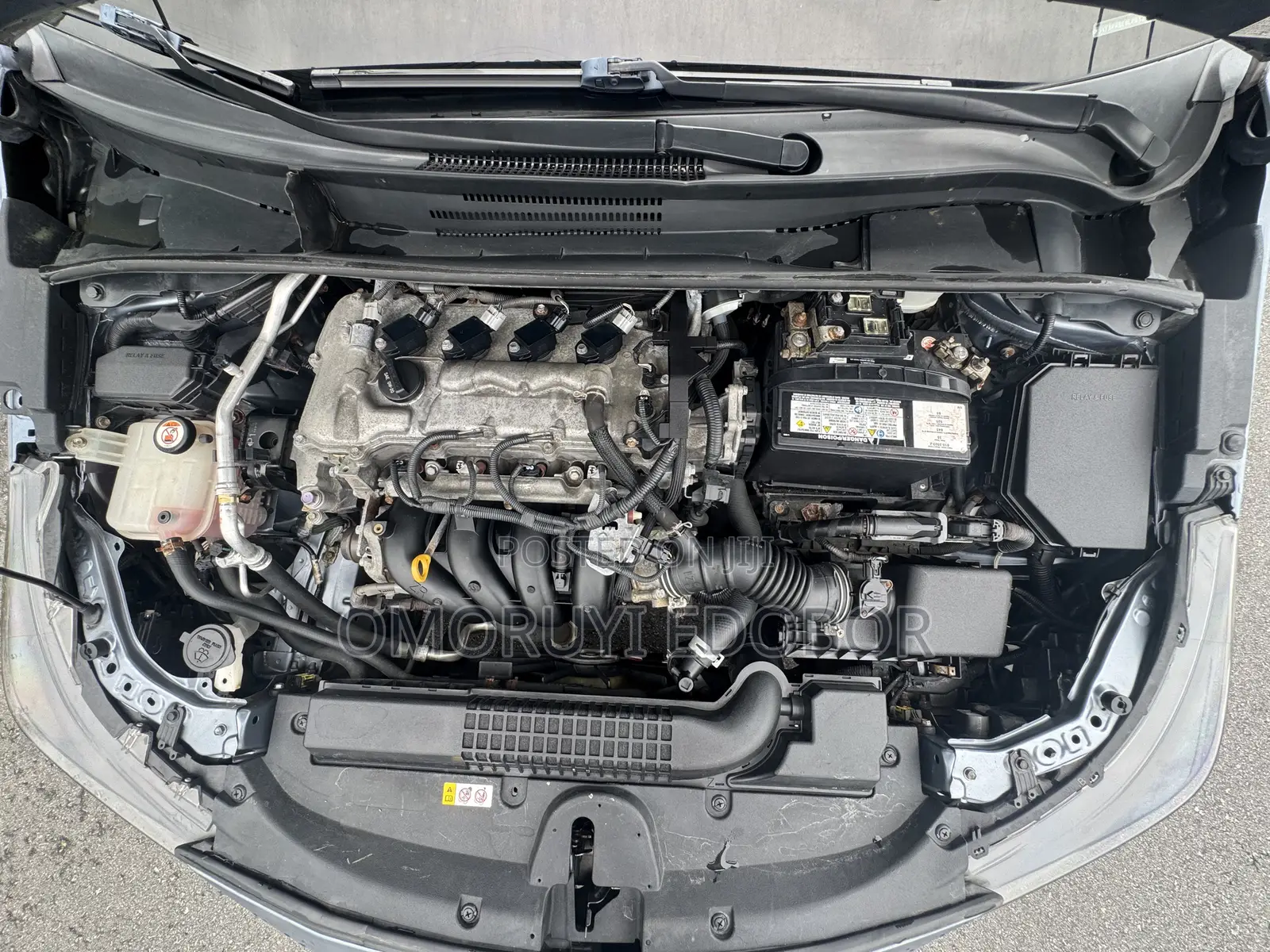 Toyota Camry XLE FWD 2020 Blue