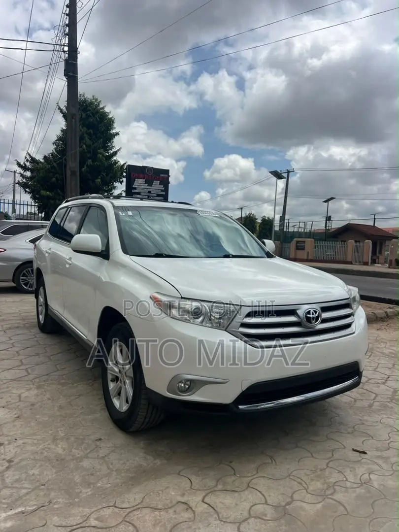 Toyota Highlander SE 3.5L 4WD 2013 White