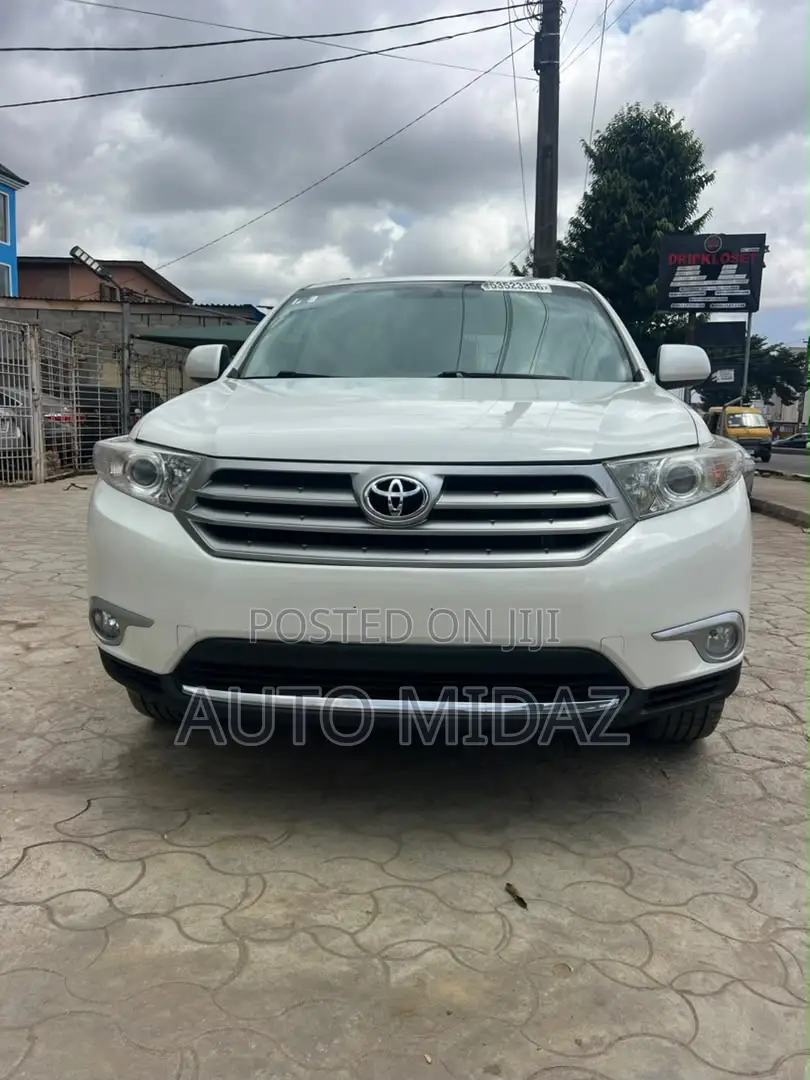 Toyota Highlander SE 3.5L 4WD 2013 White