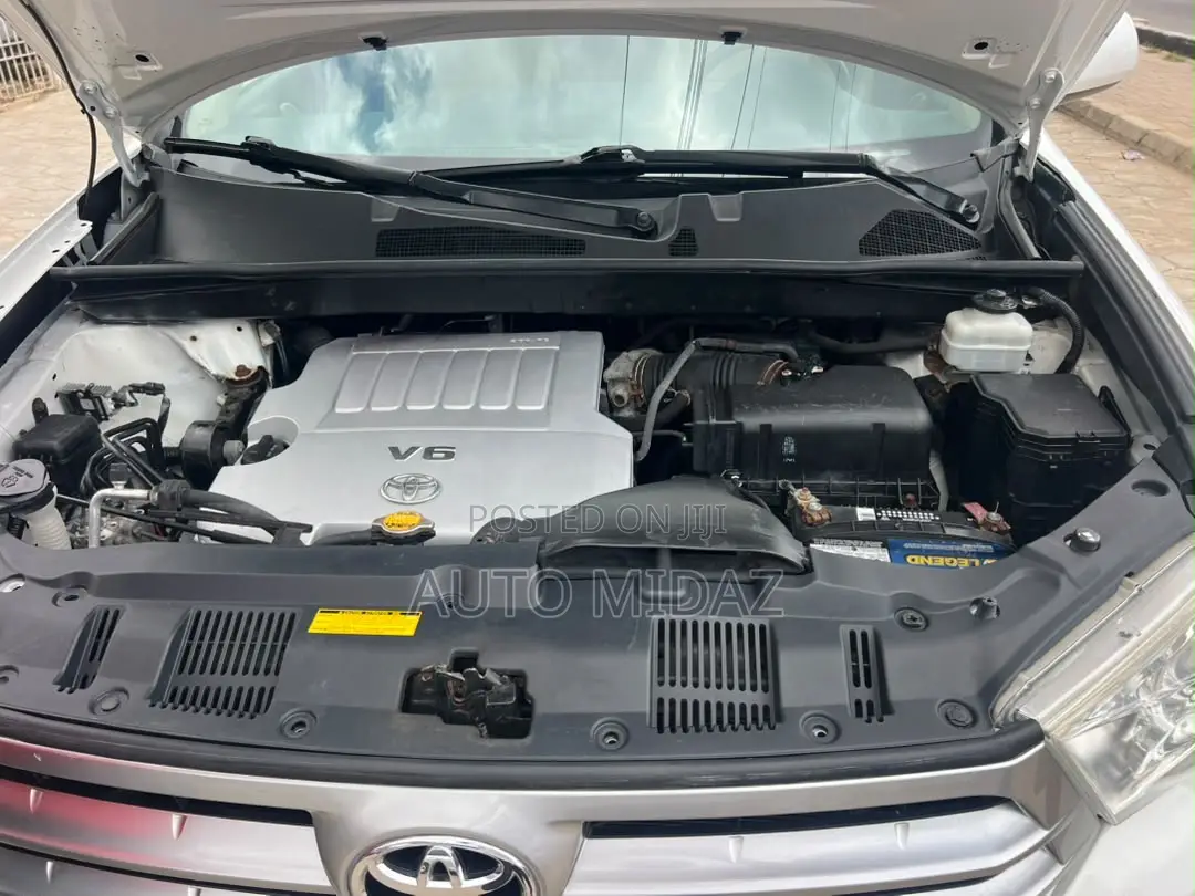 Toyota Highlander SE 3.5L 4WD 2013 White