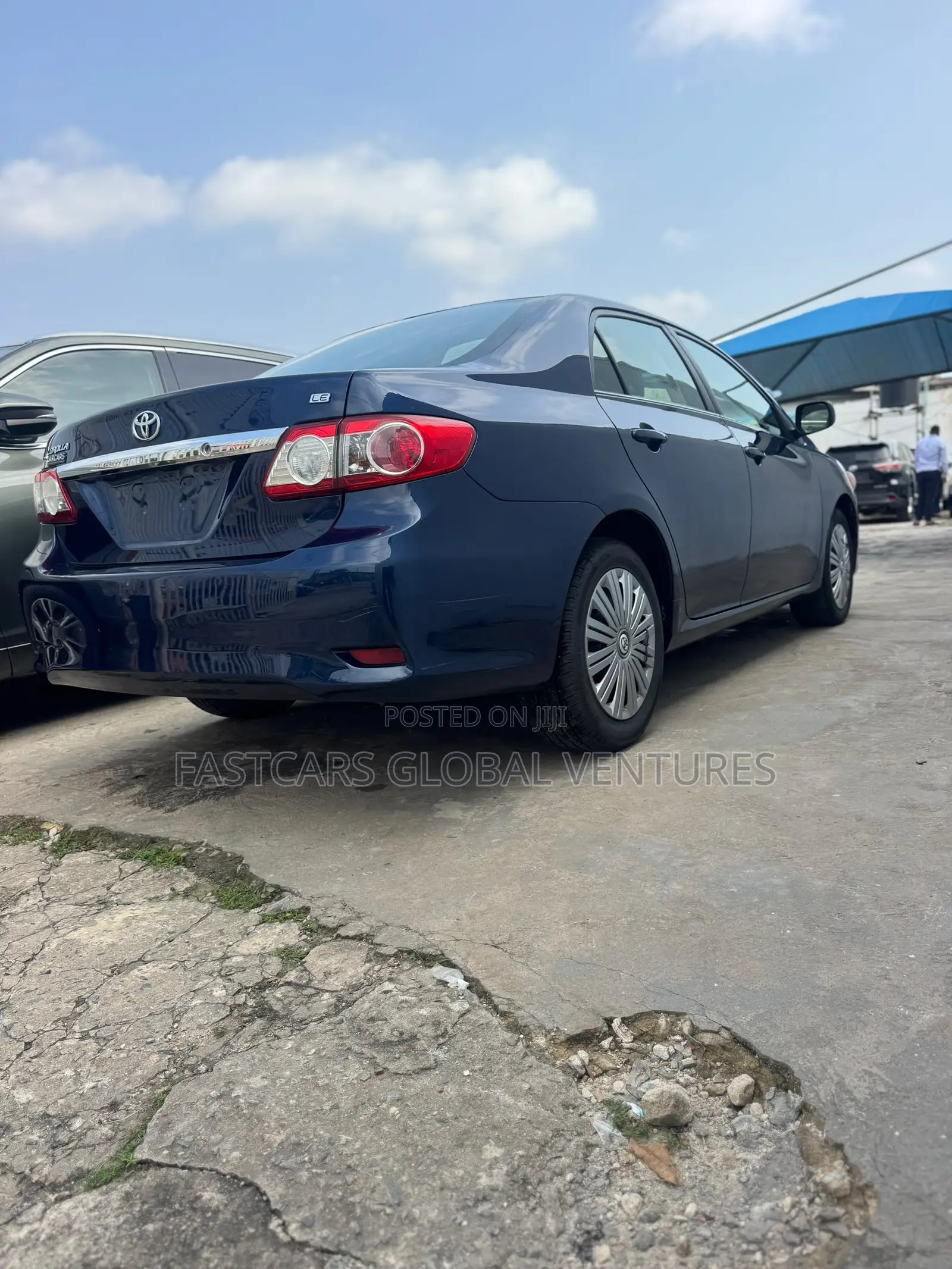 Toyota Corolla LE 4dr Sedan (1.8L 4cyl 4A) 2013 Blue