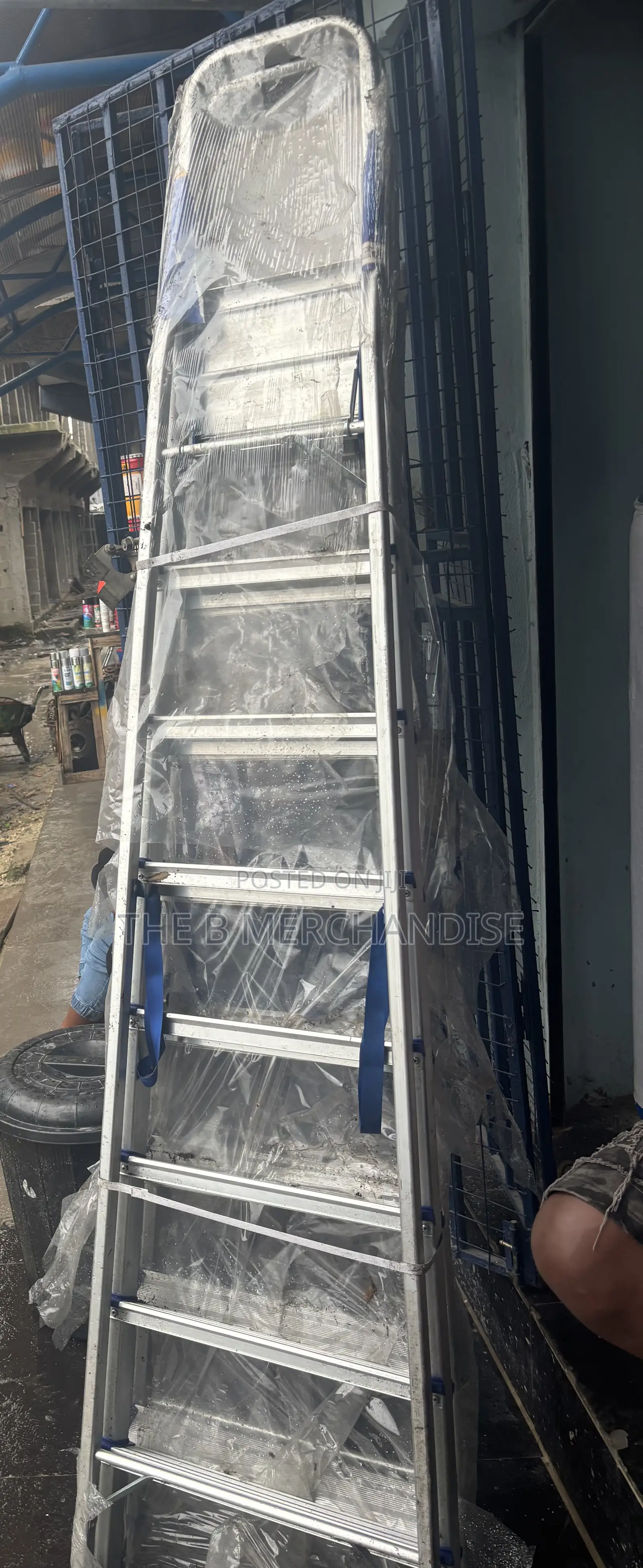 Heavy-Duty Aluminum Folding 8steps Ladders