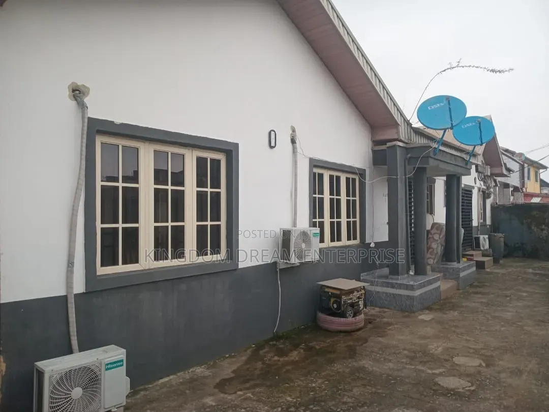 3bdrm Bungalow in Graceland Estate for sale